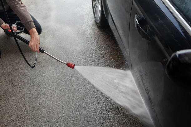 Why Choose Our Certified Pressure Washing Experts for Your Project Needs in Lake Pocotopaug, CT?
